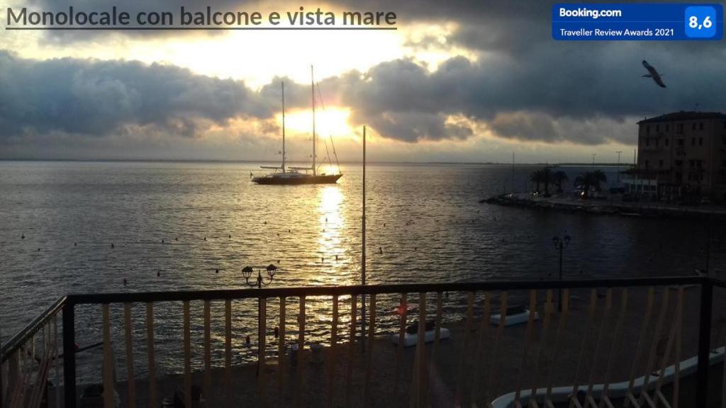Ampio Monolocale Con Balcone Fronte Mare Villa Porto Santo Stefano  Exterior photo