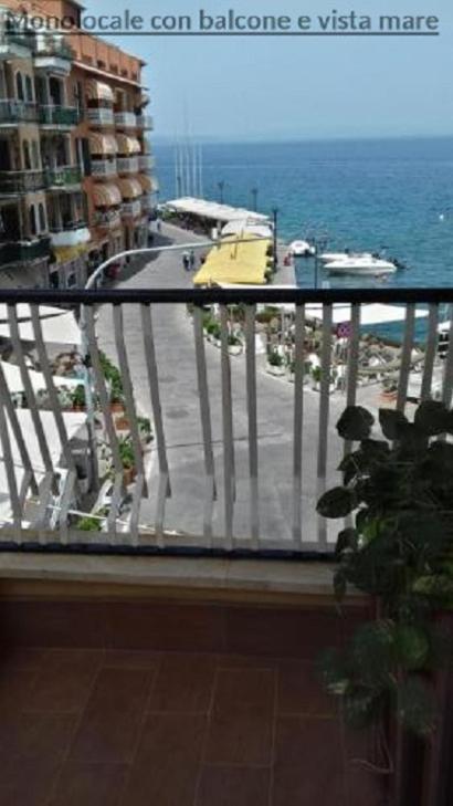 Ampio Monolocale Con Balcone Fronte Mare Villa Porto Santo Stefano  Exterior photo