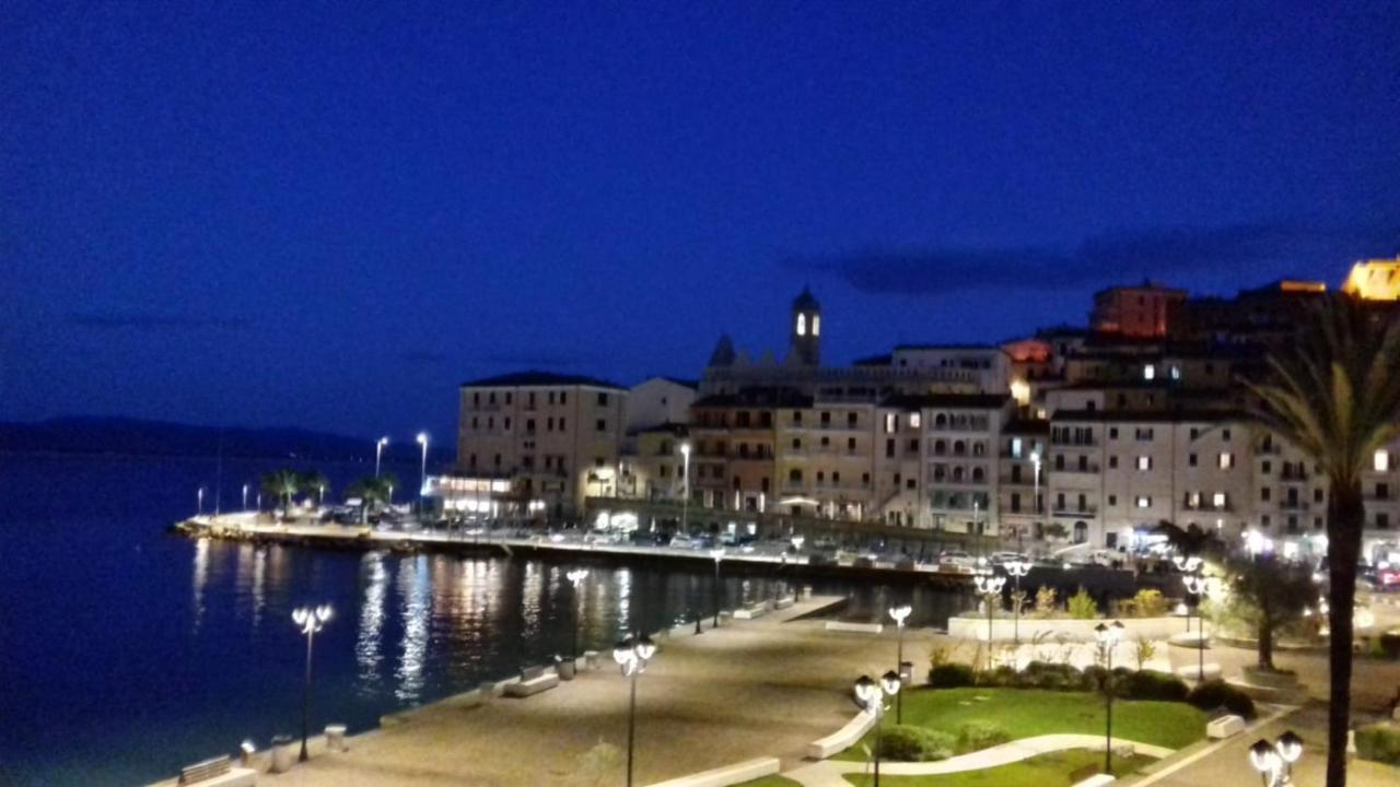 Ampio Monolocale Con Balcone Fronte Mare Villa Porto Santo Stefano  Exterior photo